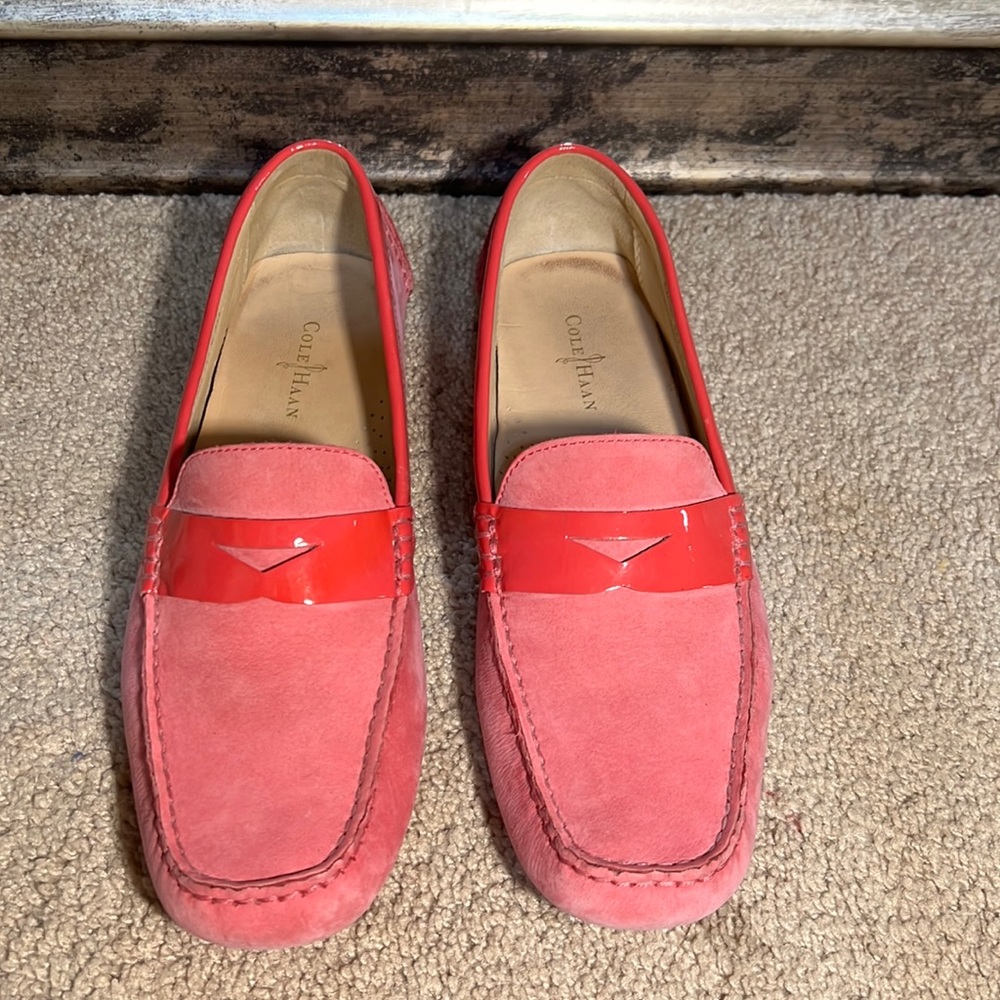 9 AA COLE HAAN LOAFERS